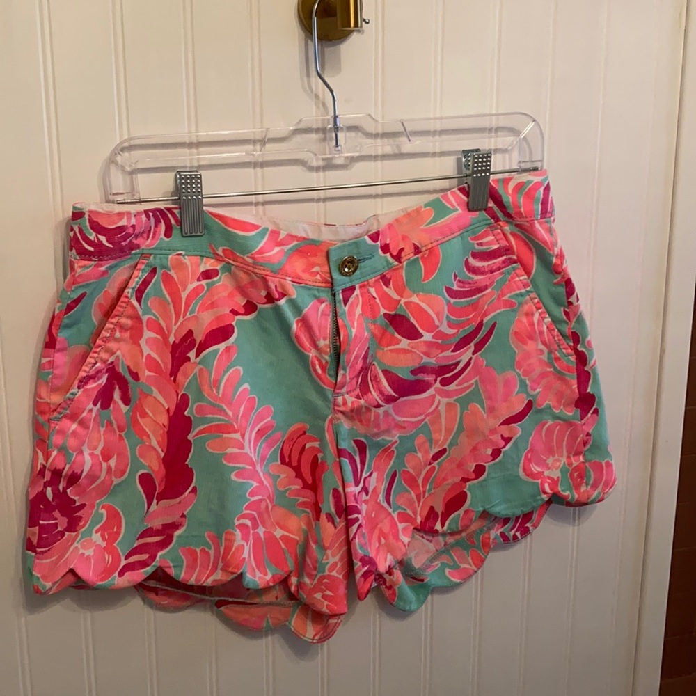 VGUC size 6 Lilly Pulitzer buttercup shorts